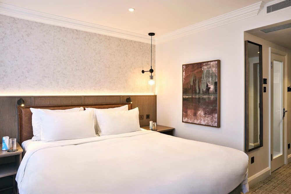 Radisson Blu Hotel, London Tottenham Court Road 8/49
