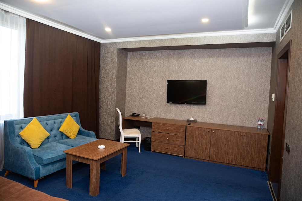 Innab Inn 40/53