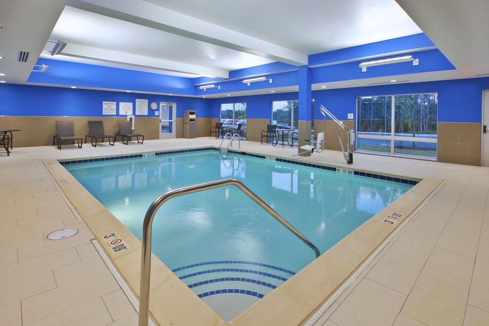 Holiday Inn Express And Suites South Hill 3/40