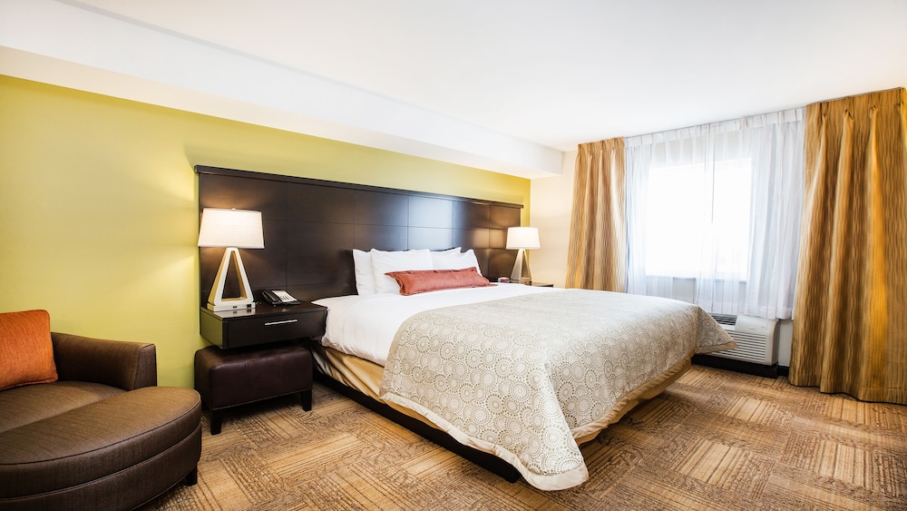 Staybridge Suites West Edmonton 17/78