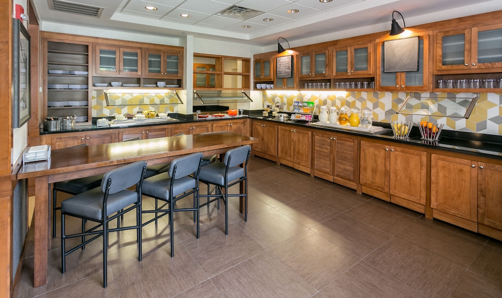 Hyatt Place Nashville/Franklin/Cool Springs 63/77