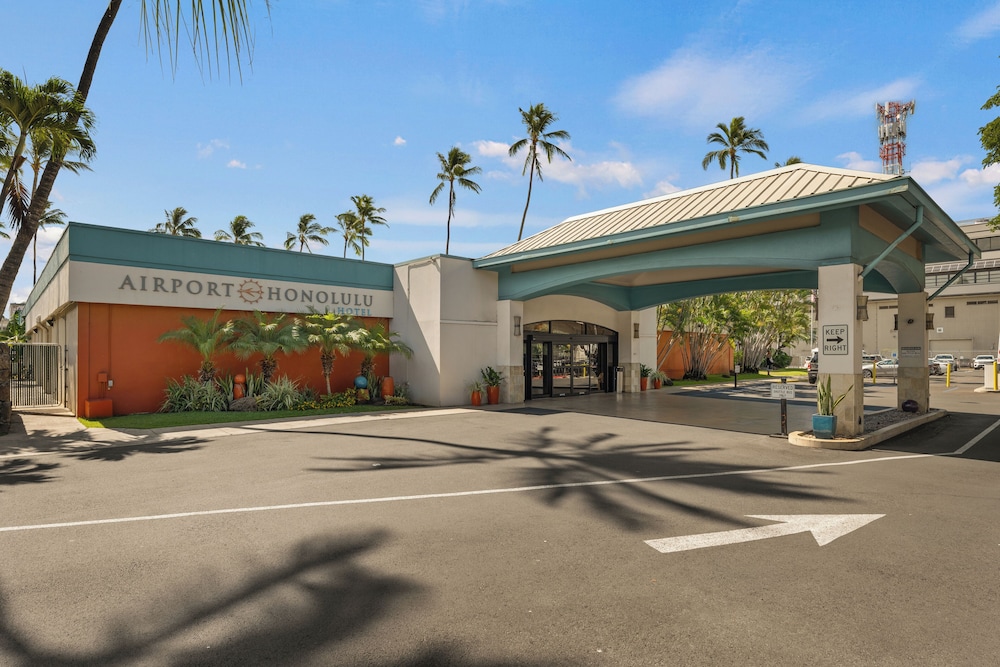 Airport Honolulu Hotel, Trademark Collection by Wyndham 54/63