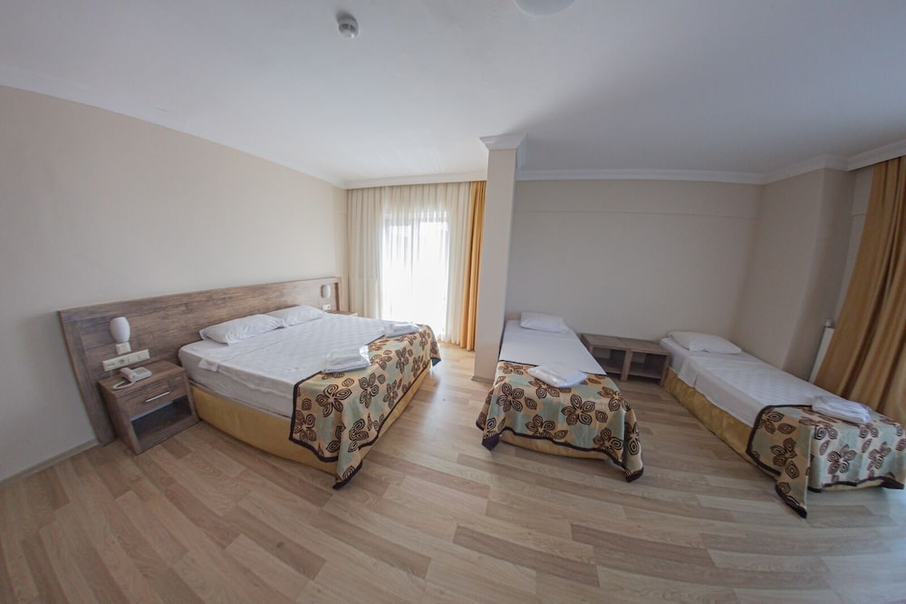 Turkuaz Beach Hotel 17/49
