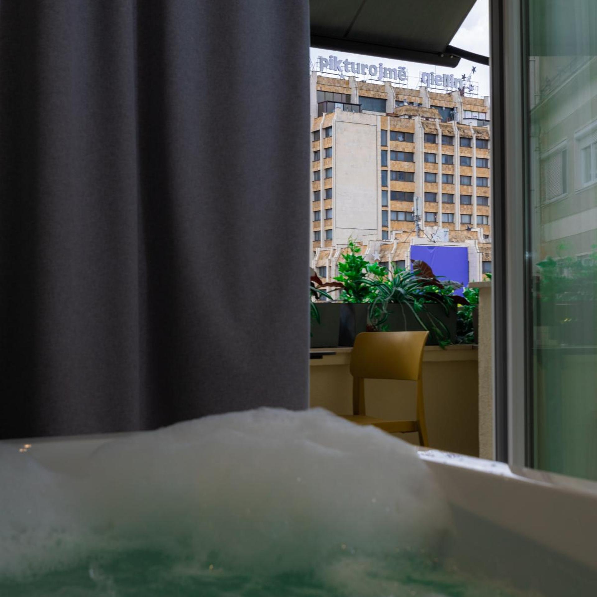 Emery Hotel Pristina in PRISTINA
