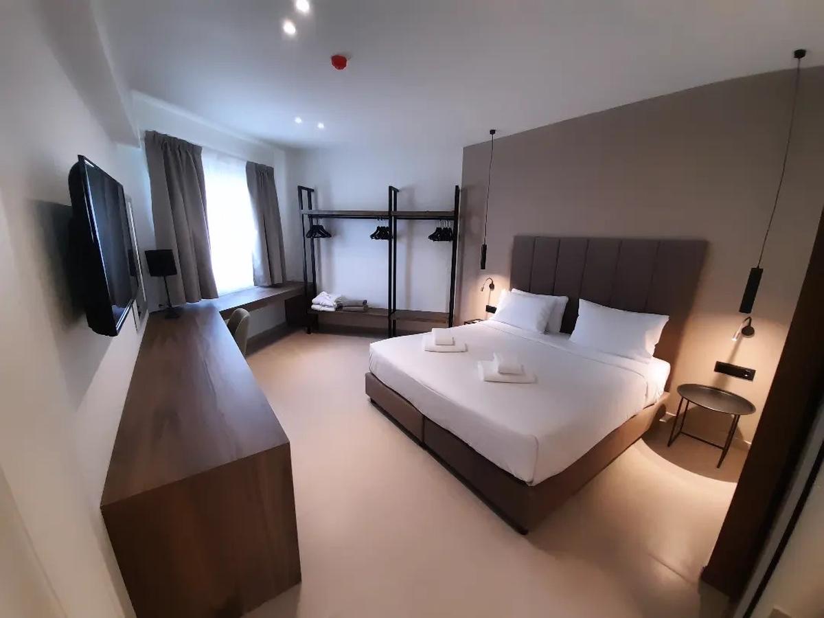 Master, Suite, City View