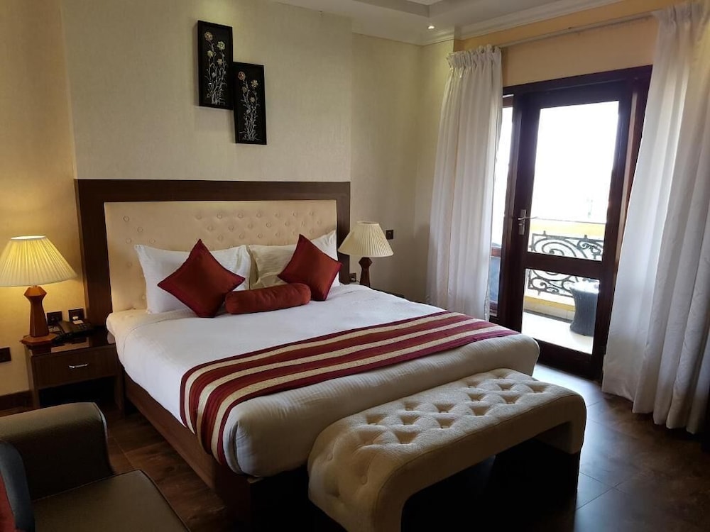 De Alturas Resort 28/82