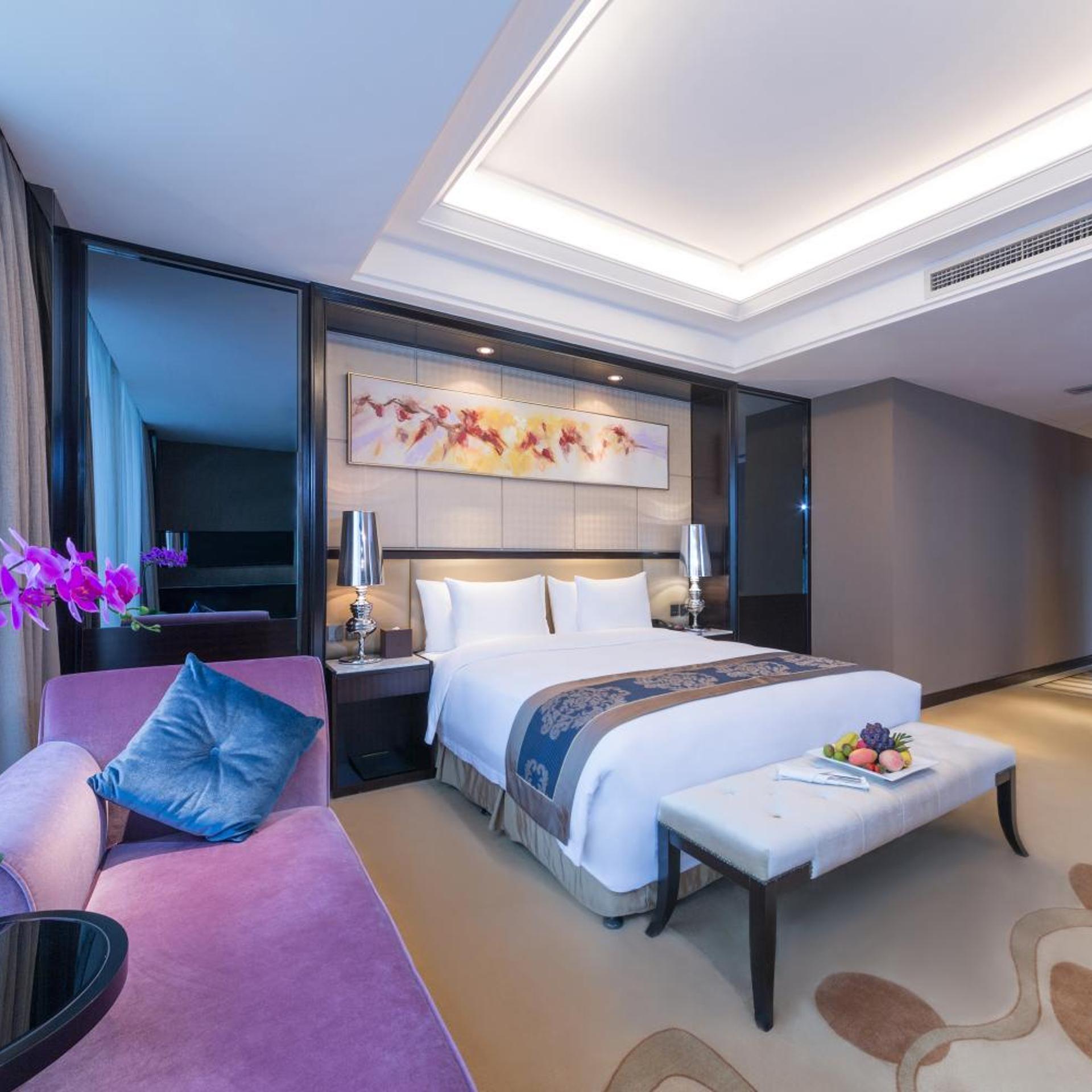 Chengdu Dading Century Hotel 19/55