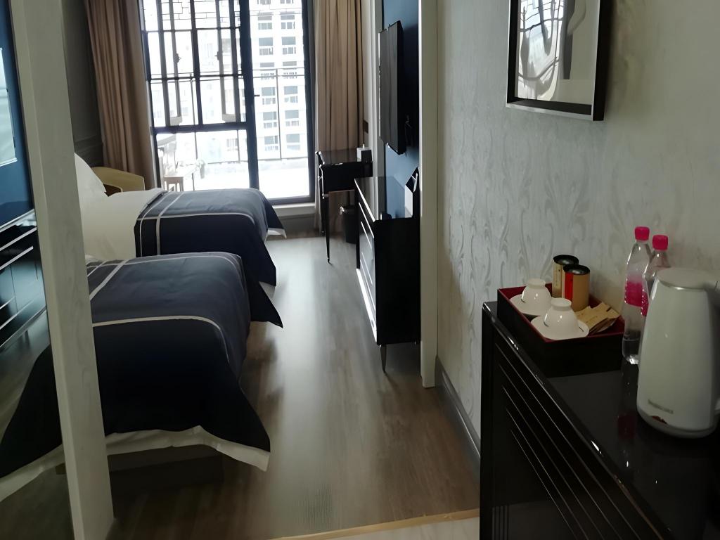 Lano Hotel (Guiding Yongchao Pedestrian Street) 46/54