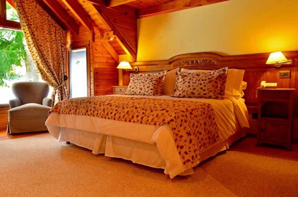 Dos Bahias Lake Resort 22/48