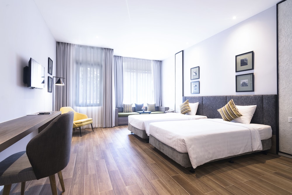 Seava Ho Tram Beach Resort (ex Saigon Ho Coc Beach Seaside Resort and Hotel) 5/40