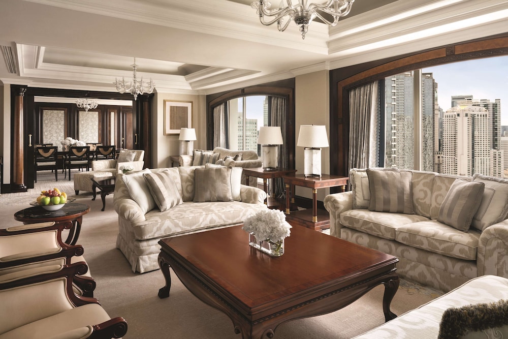 Shangri-La Hotel Jakarta 28/50