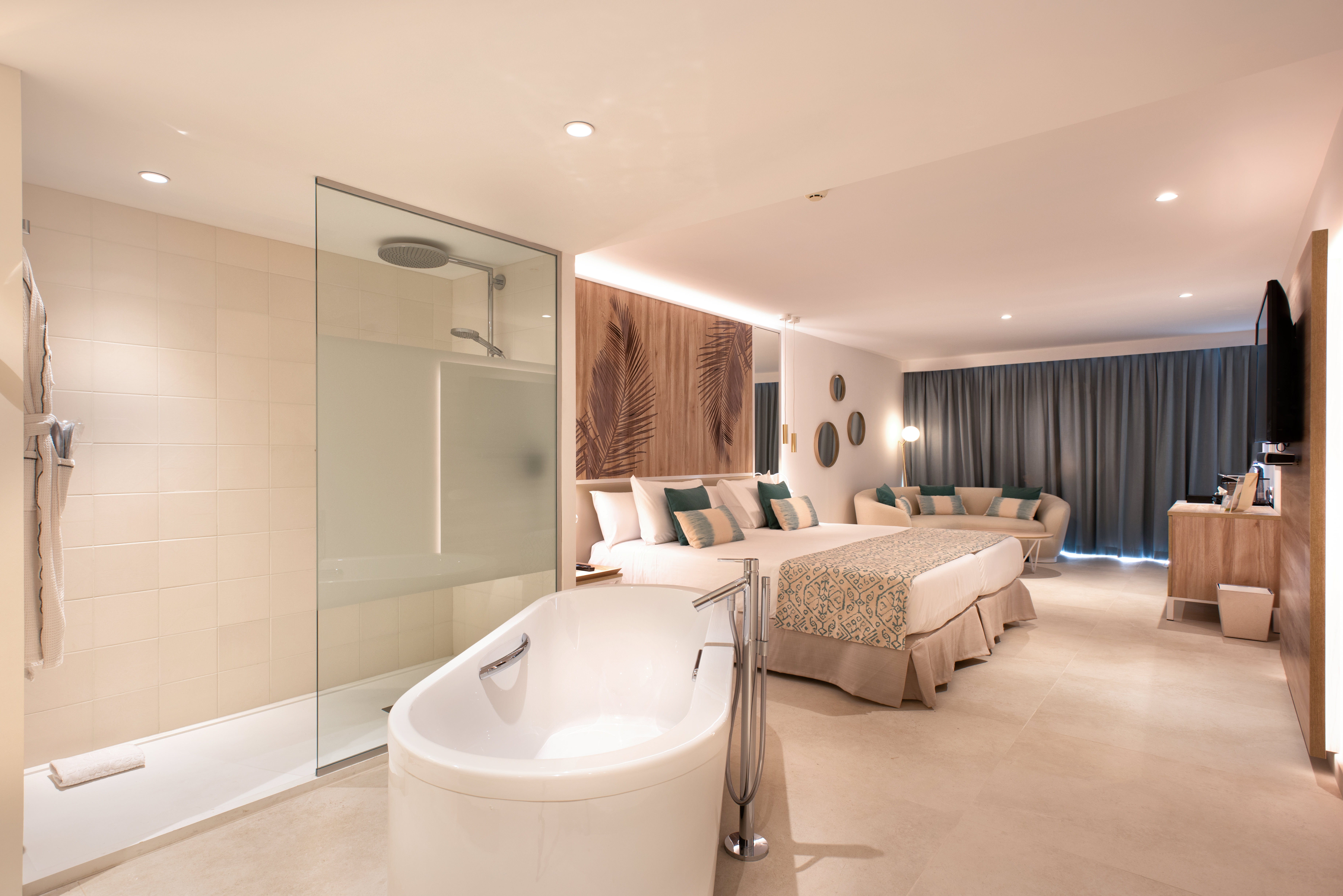 Platinum, Junior Suite, Single