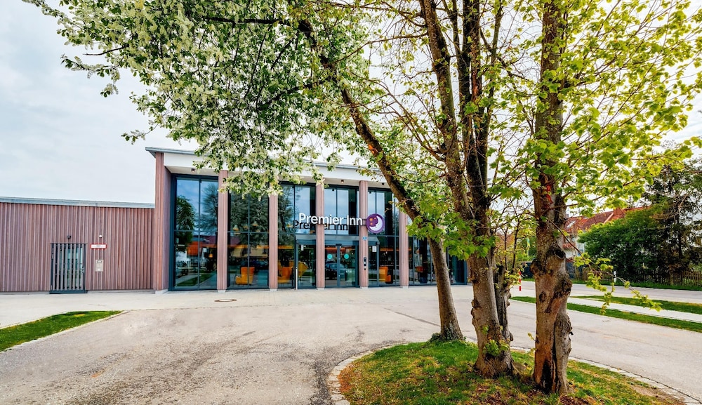 Premier Inn Munich Airport Sud Hotel 38/42