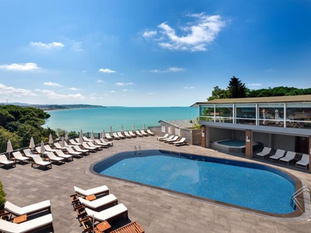 Kilya Hotel 18/19