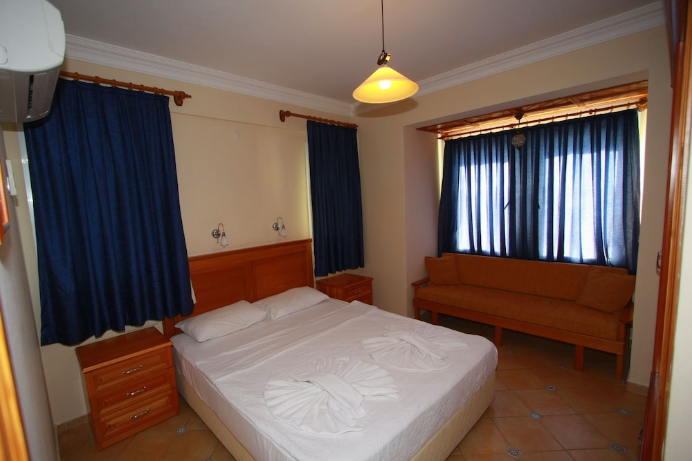 2 BEDROOMS, APARTMENT