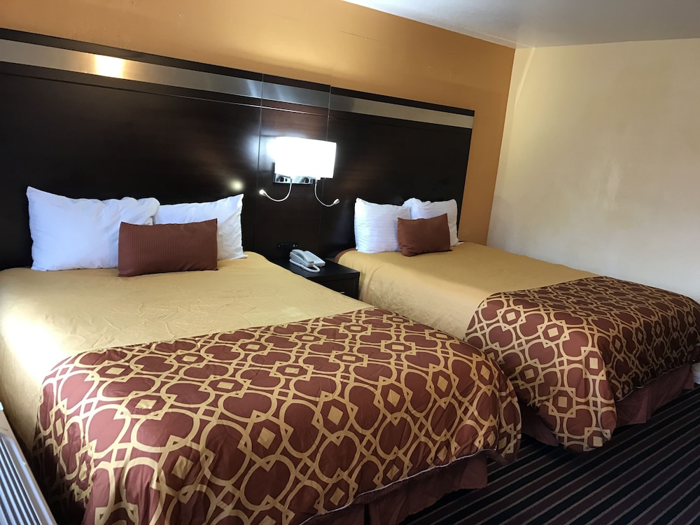 Budget Inn of America 15/65
