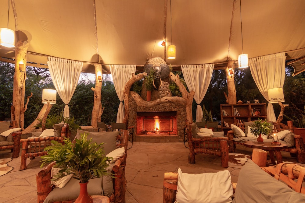 Kibo Safari Camp 30/50