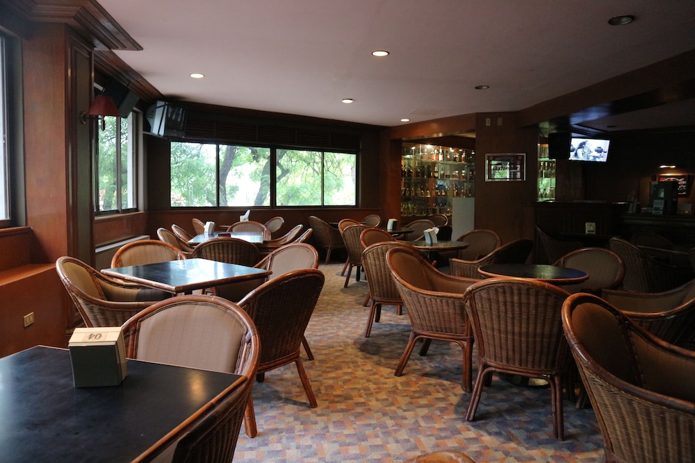 Garden Orchid Hotel 37/62