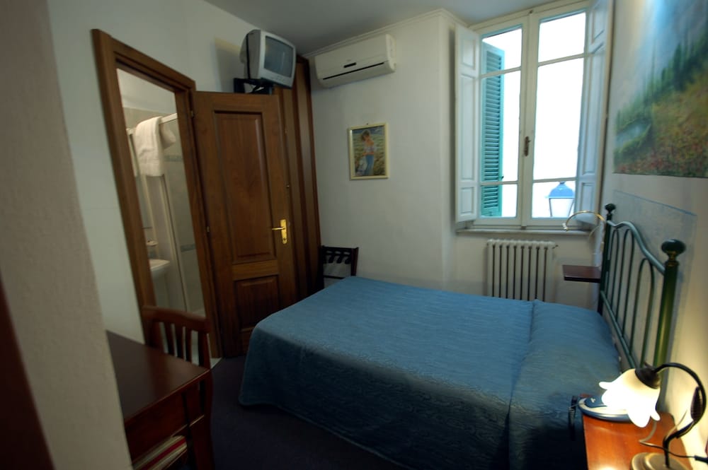 Leonardo Hotel 16/63