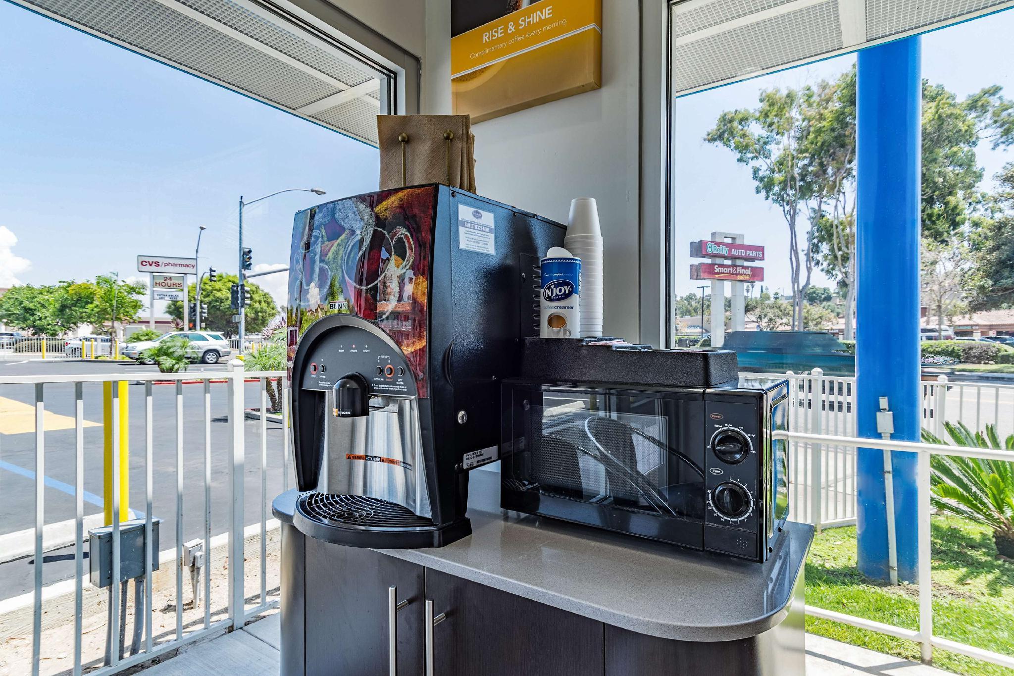 Motel6 National City, CA 20/24