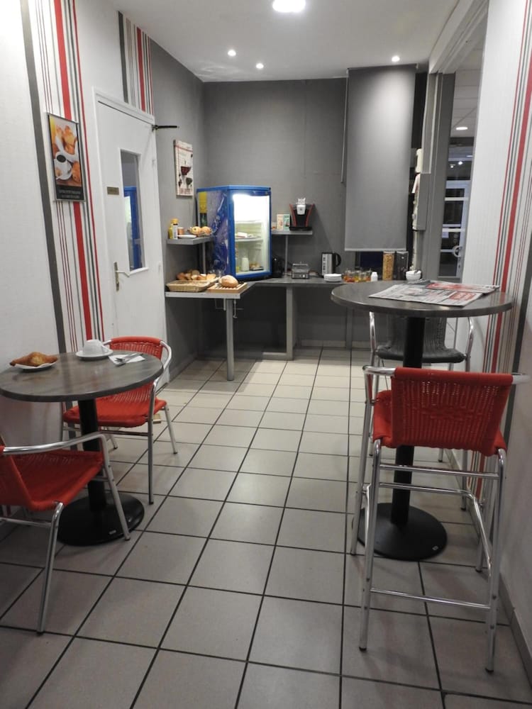 Hotel Au Spatial 7/74