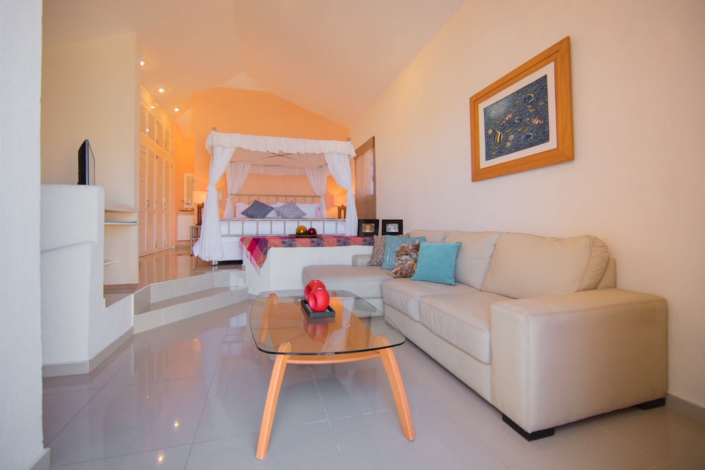 Isla Mazatlan Residence Club 13/33