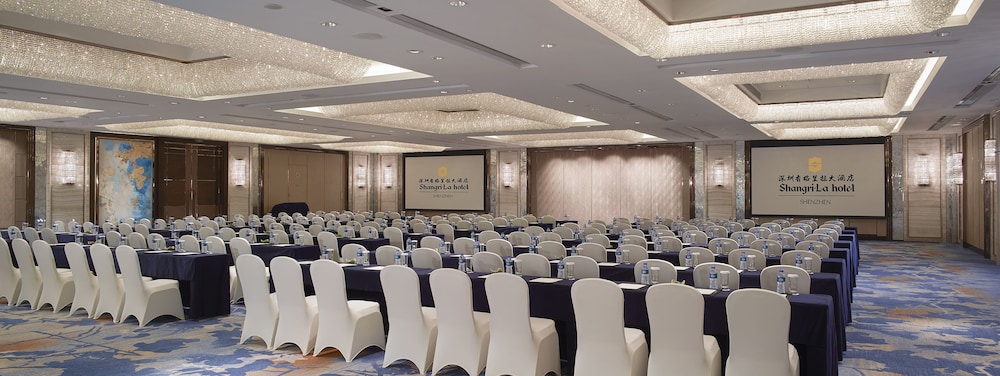 Shangri-La Shenzhen 38/50