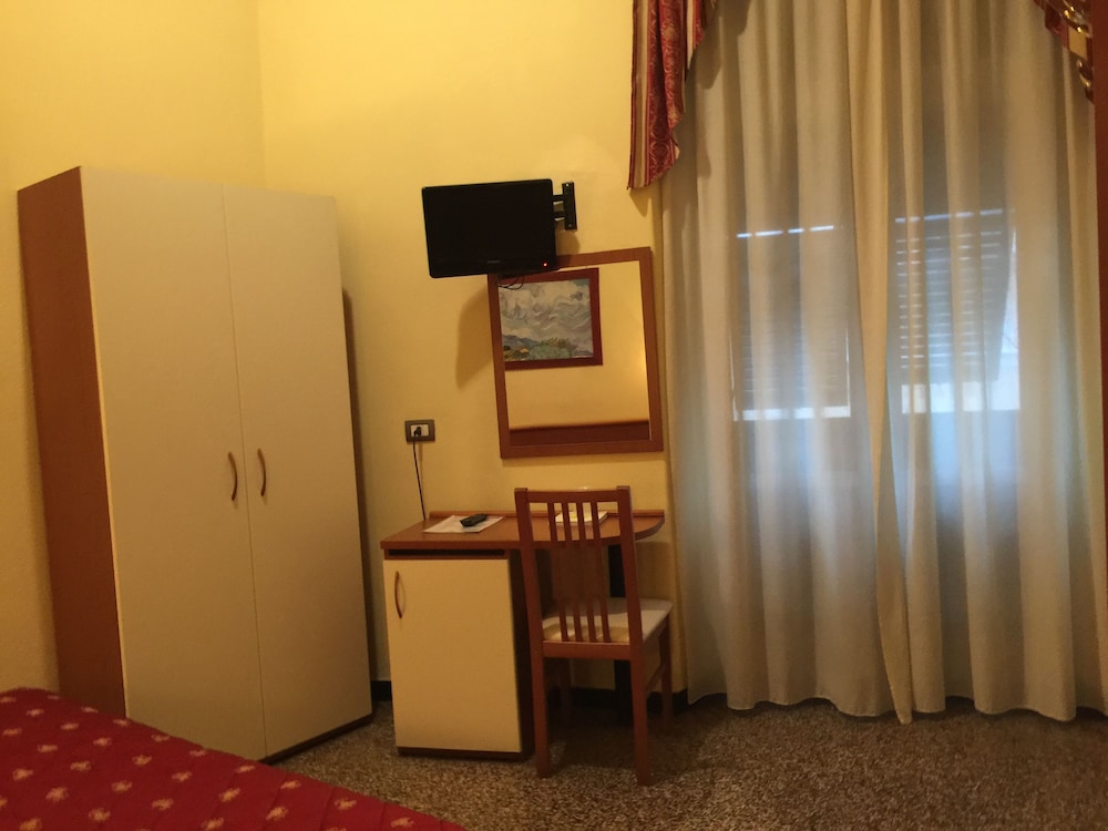 Hotel Helvetia 53/59