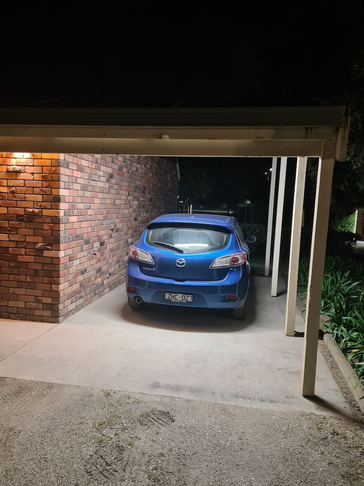 Belvoir Village Motel Apartments 31/57