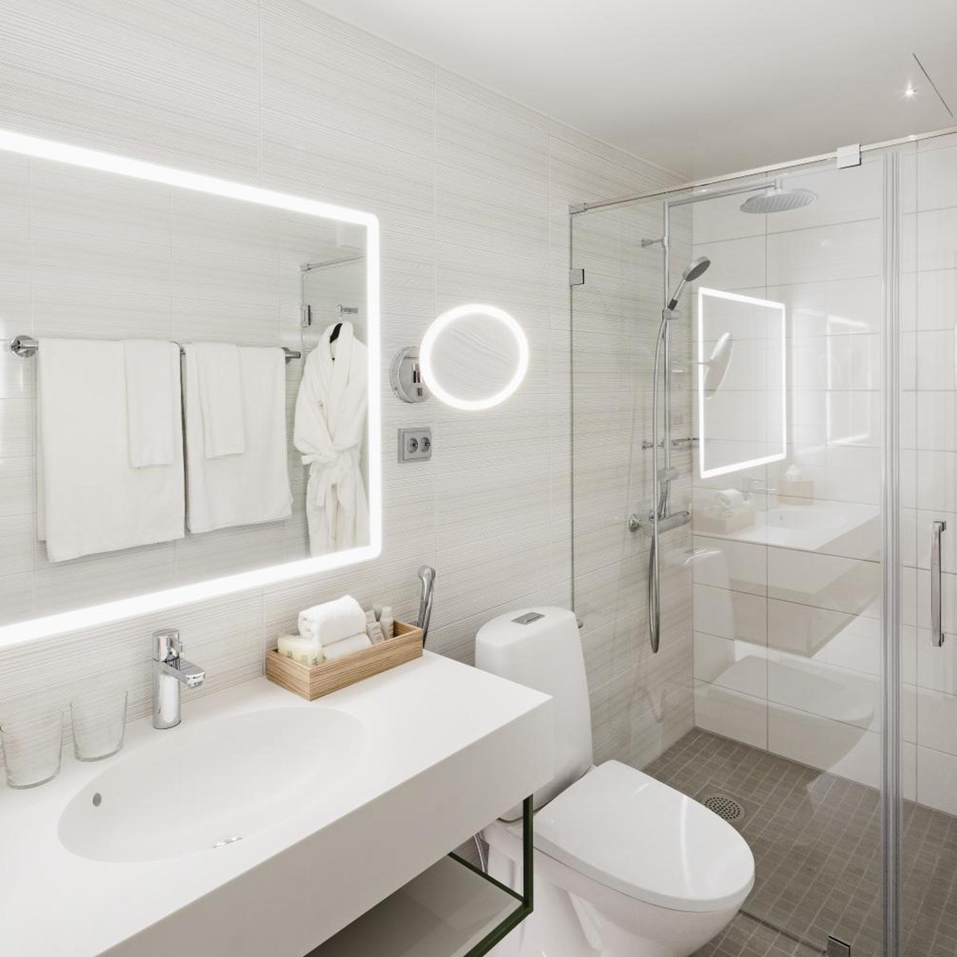 Premium, Double Bed, Hotel Indigo Helsinki - Boulevard 4/4