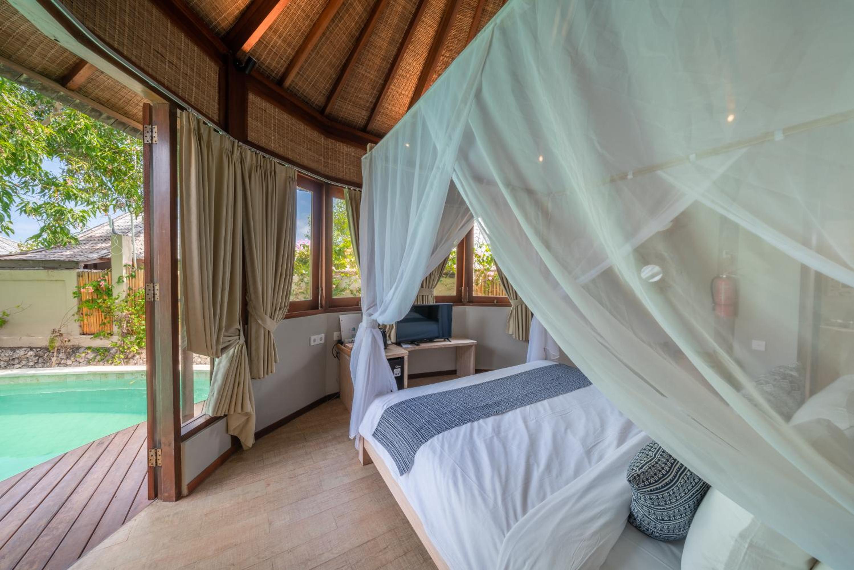 فيلا بإطلالة على البحر بغرفتي نوم بمسبح خاص، Blue Lagoon Avia Villas 5/10