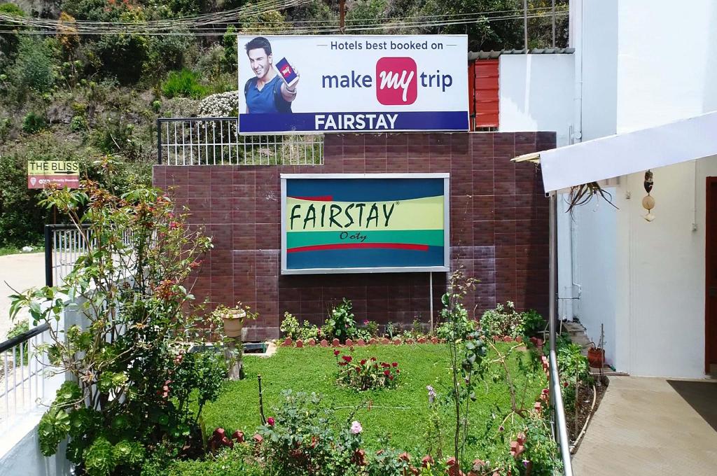 Fairstay Ooty 2/11