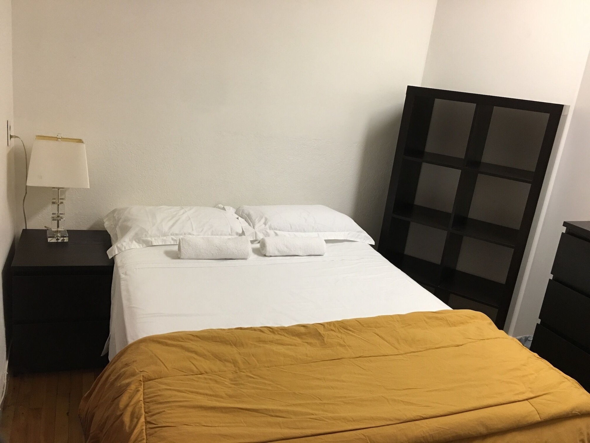 STANDARD, DOUBLE BED