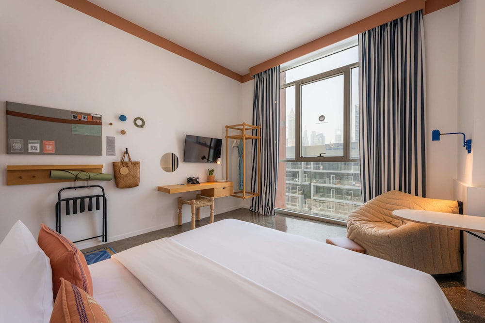 Shada Hotel Dubai 23/73
