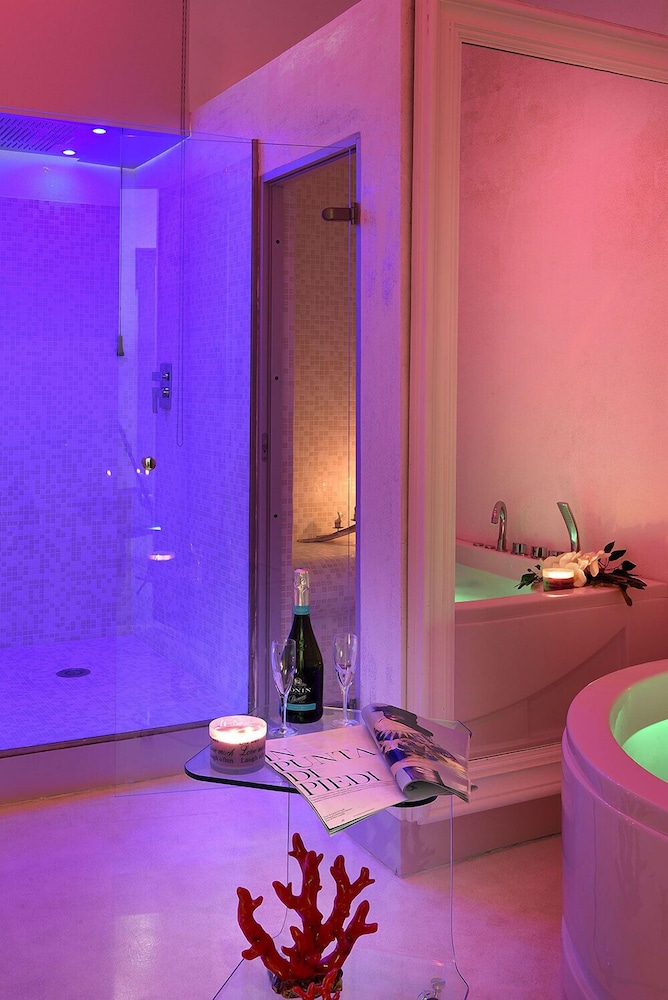 Napoli Rooms&Suite 28/50