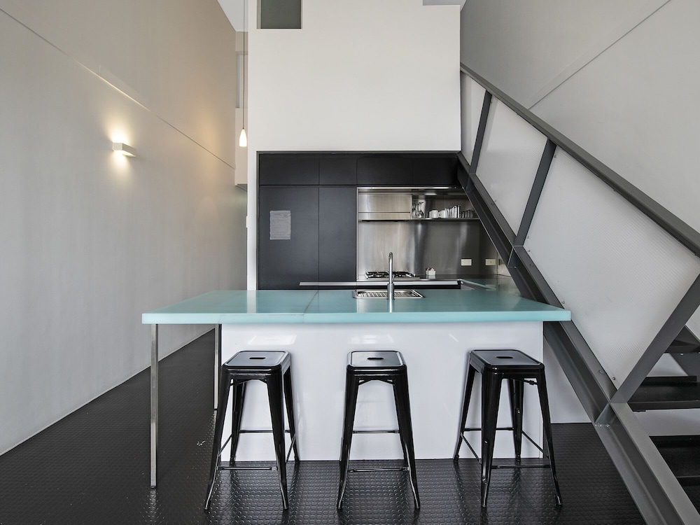 MIRO APARTMENTS 58/71
