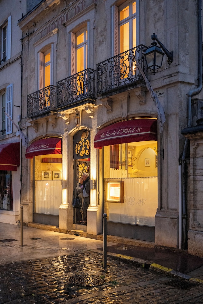 L Hotel de Beaune 4/73