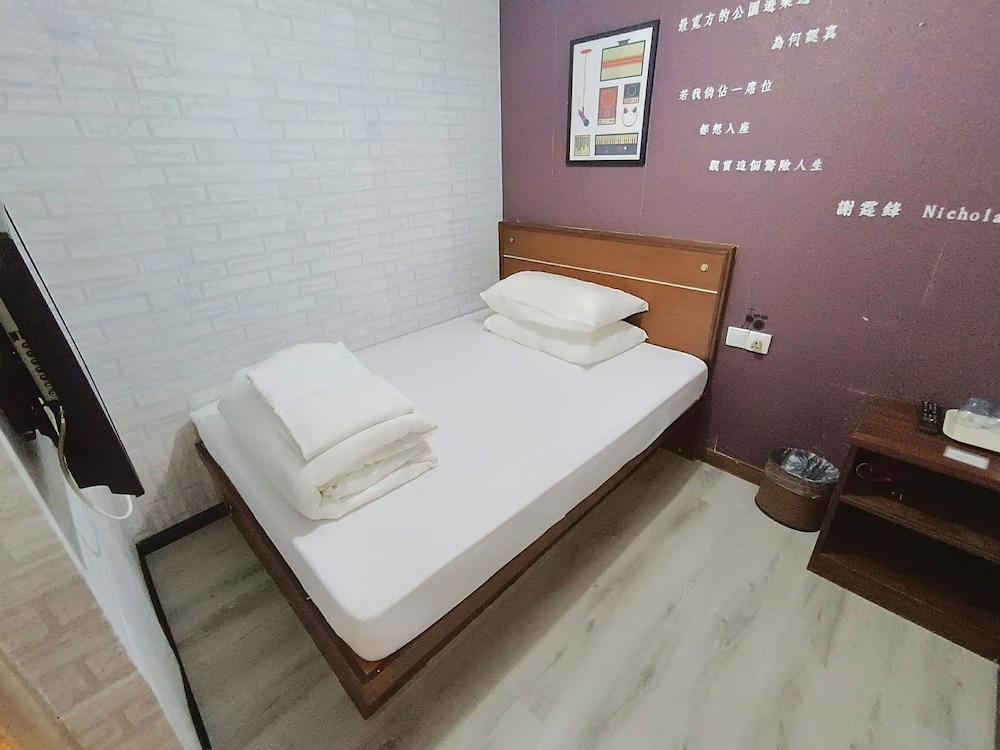 BASIC, DOUBLE BED