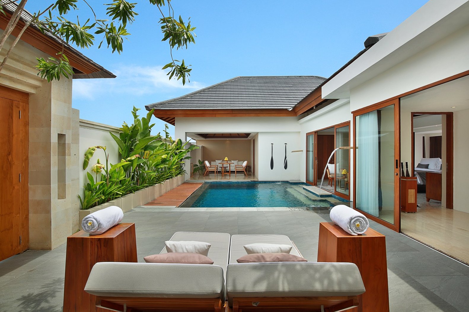 Royal Suites At The Bandha 11/25