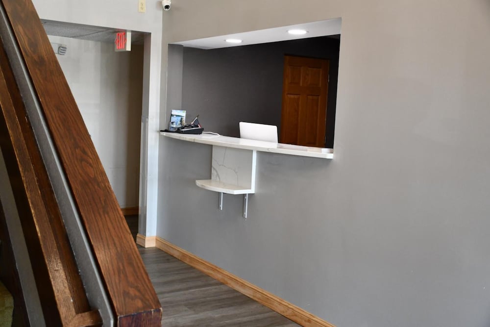 Stillwater Inn Suites 9/50