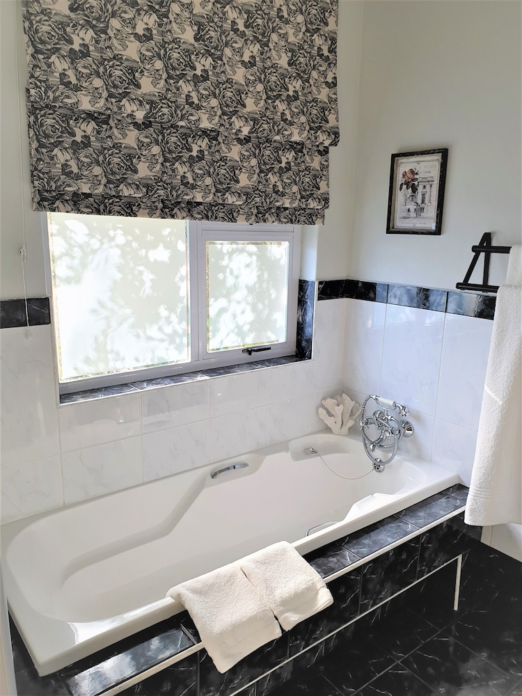 Upper, Apartment, Twin Beds, Terrace