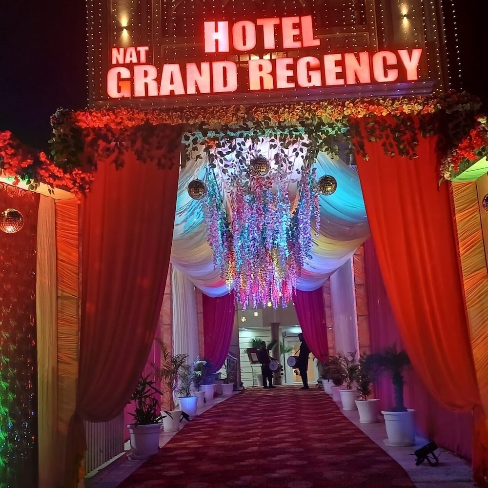 Hotel Nat Grand Regency 12/20