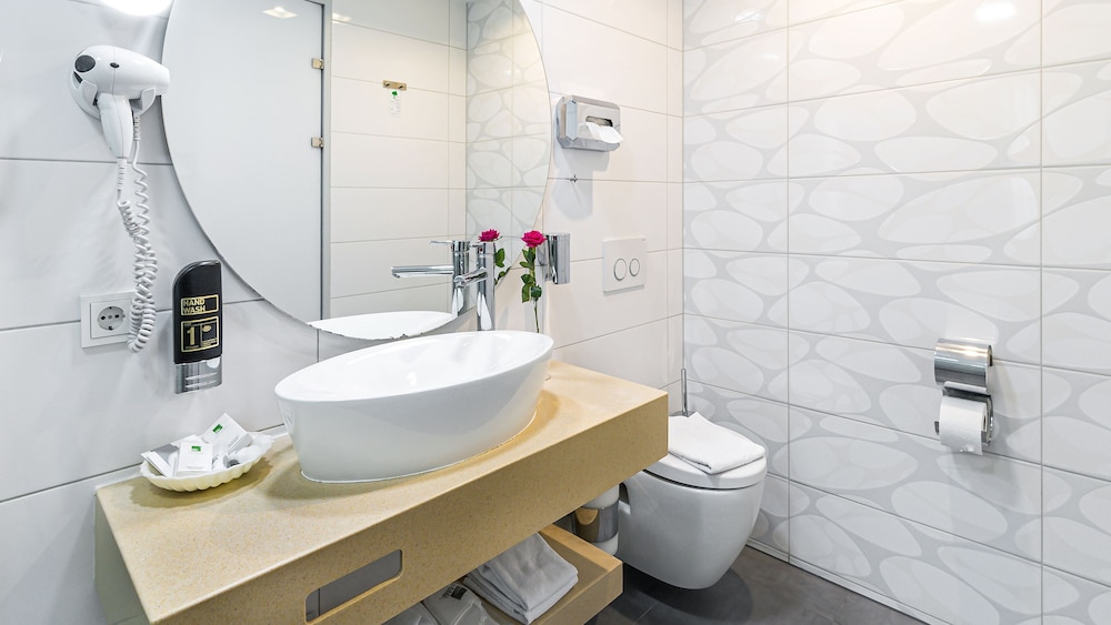 Hotel Bayer S 60/64