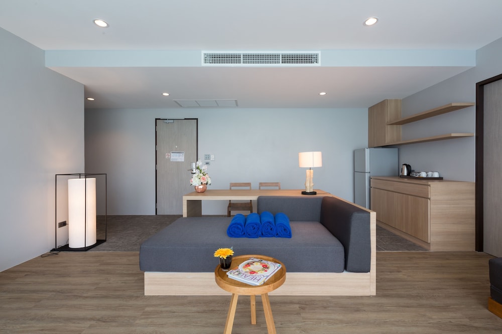 Asira Boutique Huahin Hotel 50/65