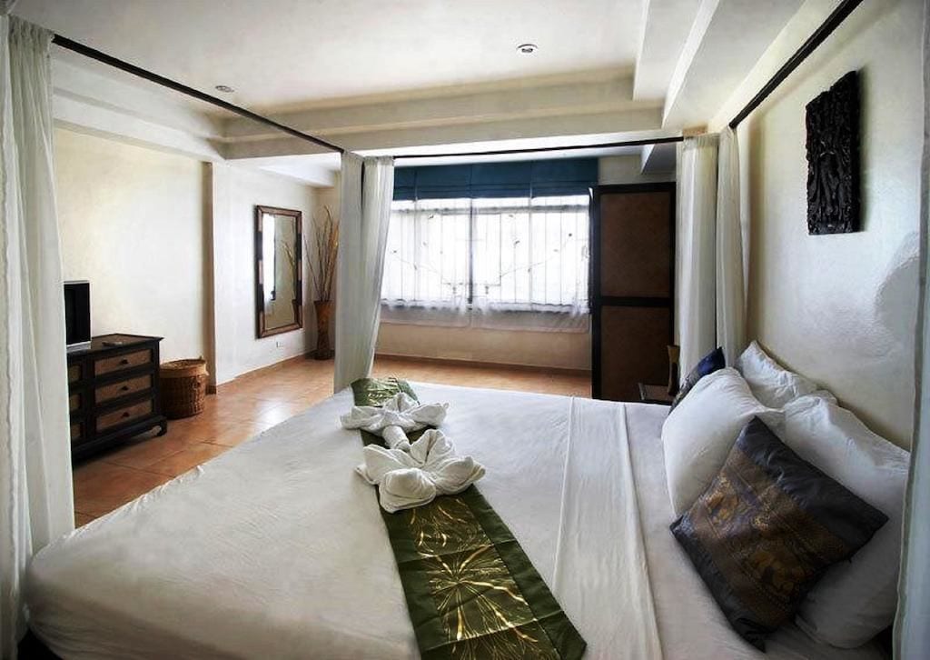 1 BEDROOM, APARTMENT