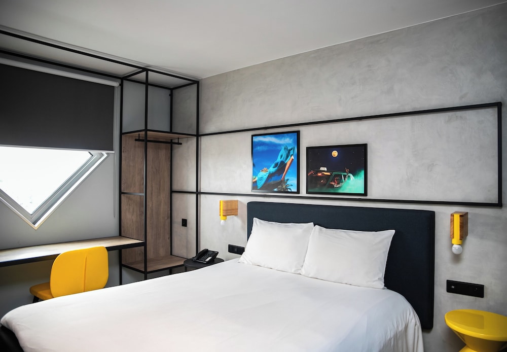 Ibis Styles Abidjan Marcory 16/65