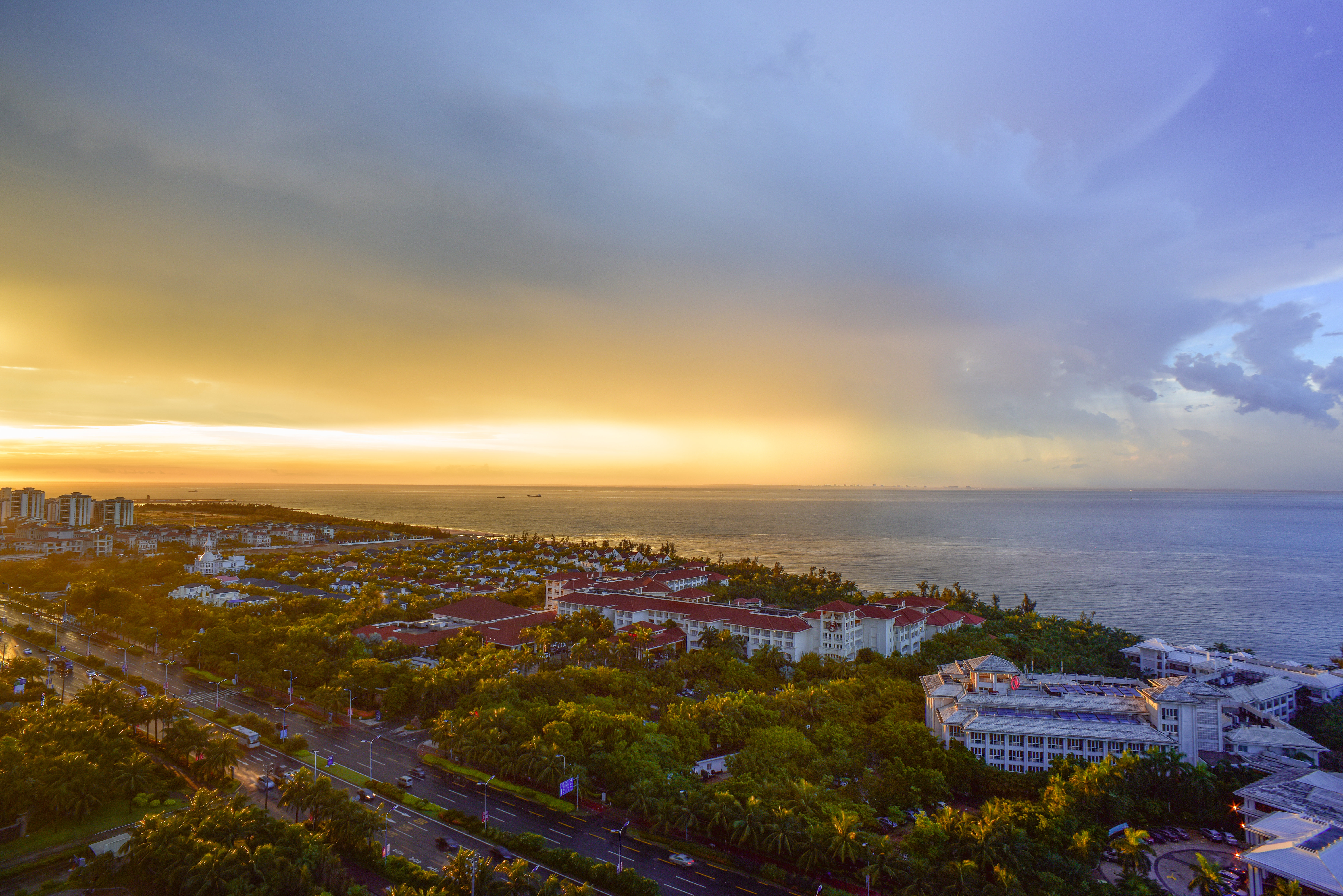 Holiday Inn Haikou West Coast 42/50