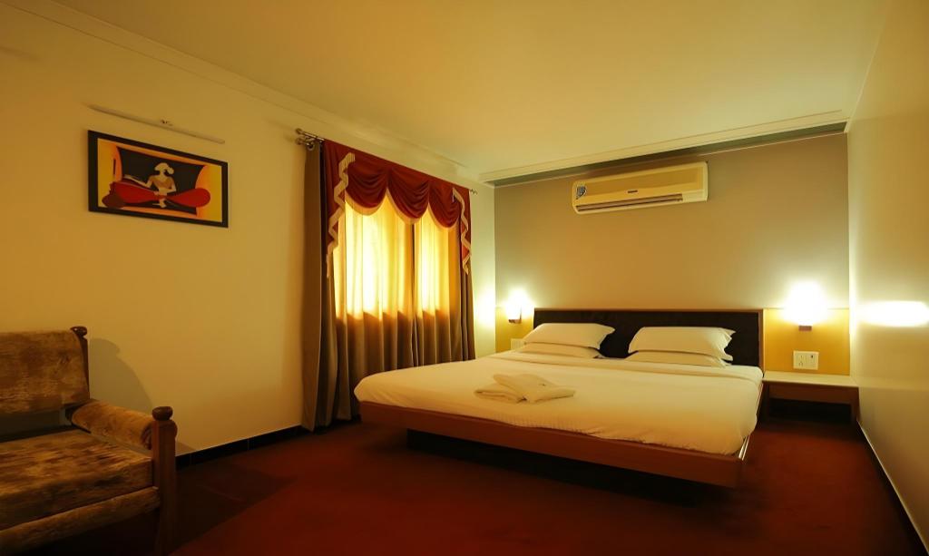Hotel Sangam 9/42