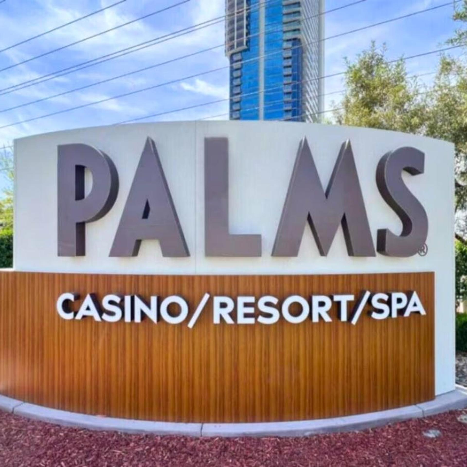 Vista Balcony Collection - StripSuite Palms Place Hotel, Resort & Casino - NO RESORT FEE 1/45