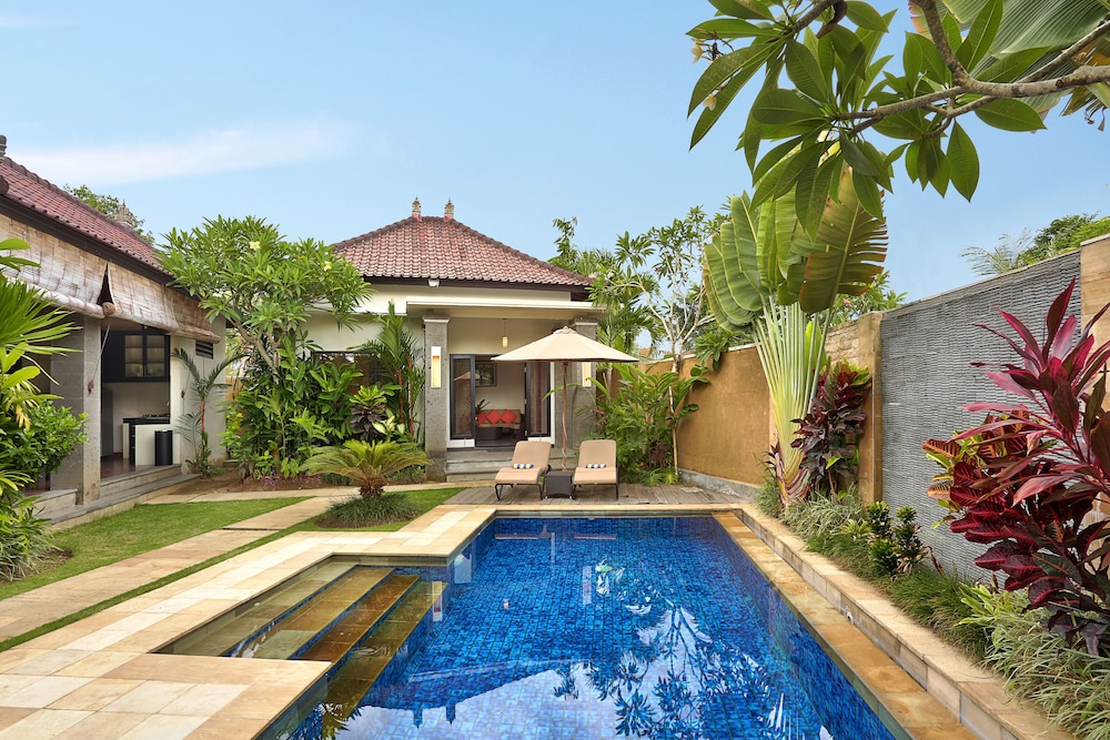 Askara Villa 13/26